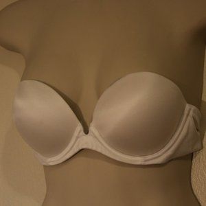 VS - Very Sexy multifunctional in white